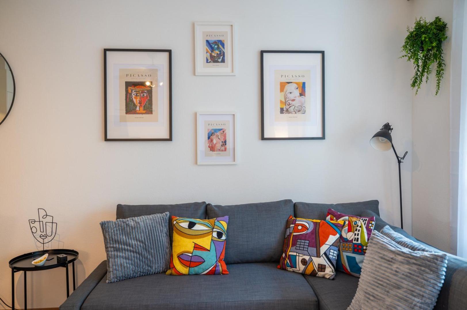 Special Primero Picasso Basel, Bahnhof Grossbasel 10-star Apartment