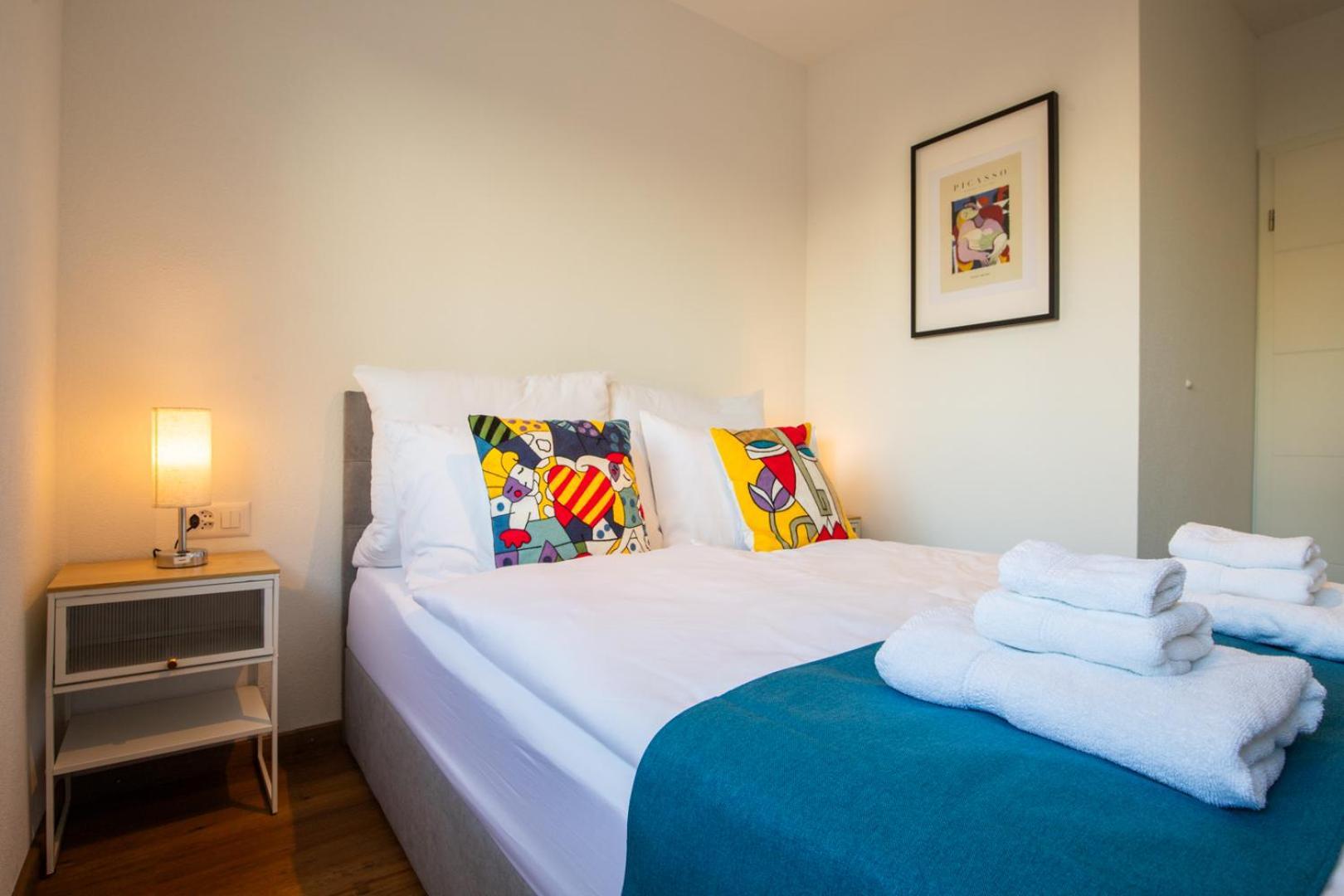 Special Primero Picasso Basel, Bahnhof Grossbasel 10-star Apartment Basel
